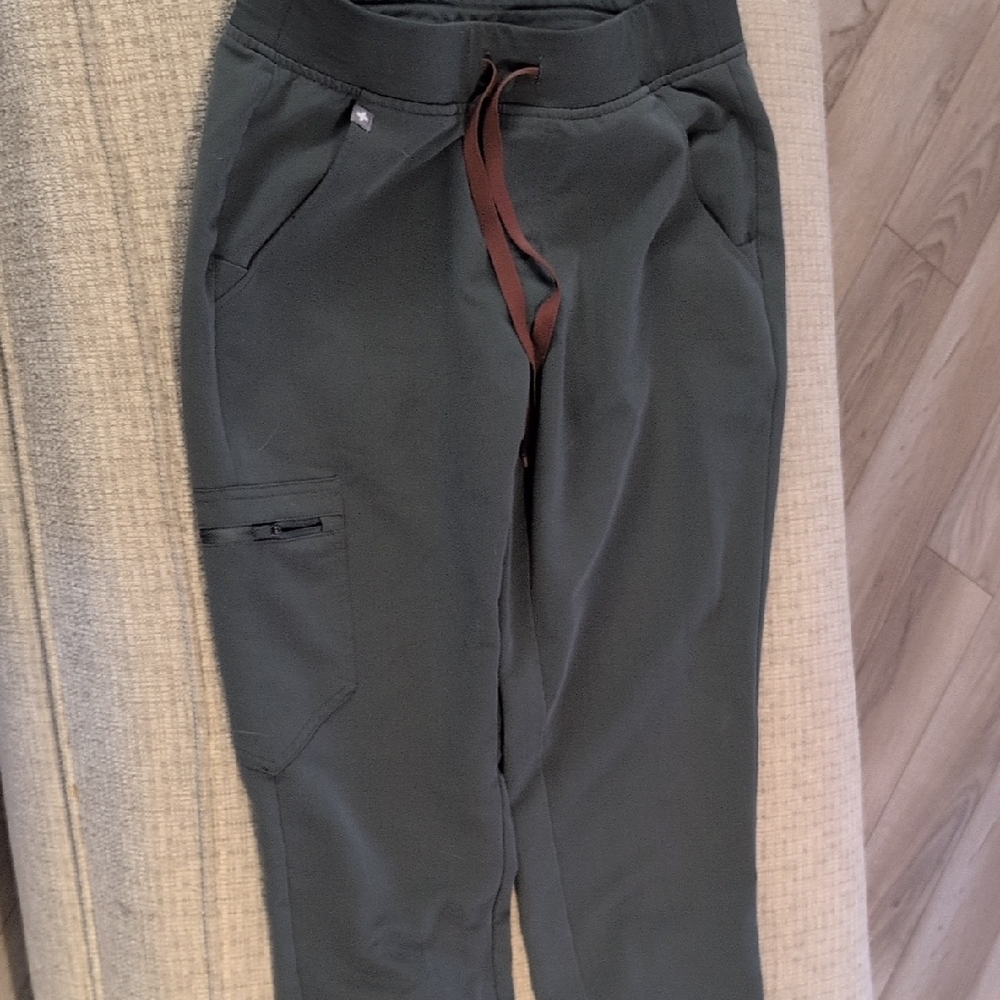 Women's Figs Scrub Pants